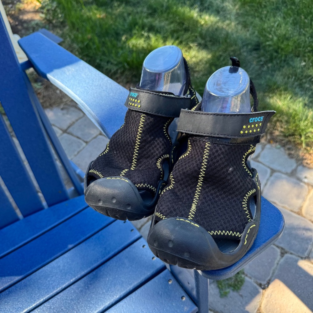 Crocs Swiftwater Mesh Sandal Mens 9 Black Grey Water Shoe 15041 Outdoor Hiking